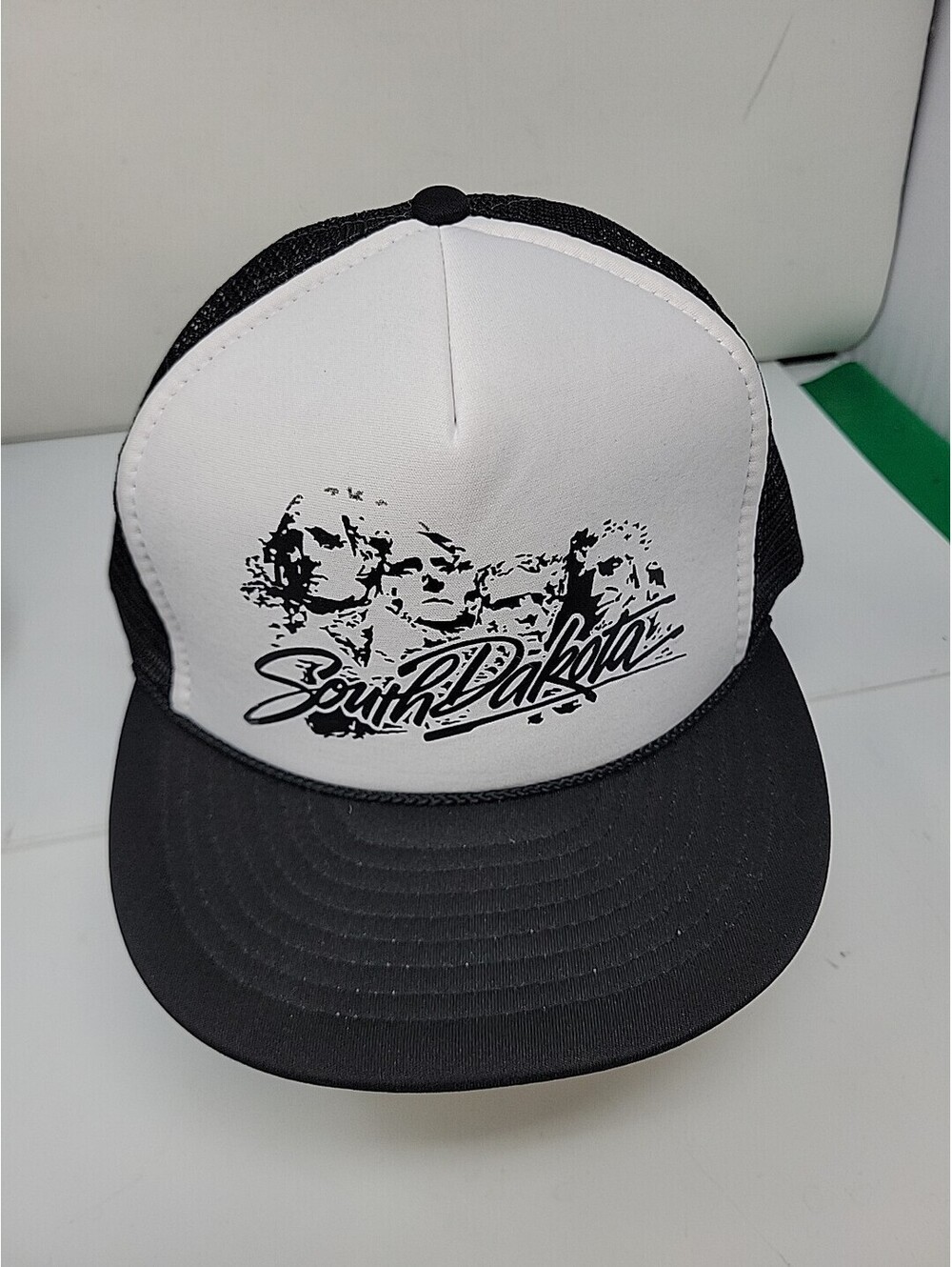 Vintage South Dakota Black & White Trucker Snapback Rope Hat Mount Rushmore 90s